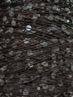 Пряжа с пайетками 176, нить темно коричневая, пайетка прозрачная (98% хлопок, 2% полиамид) 120 м/50 гр 